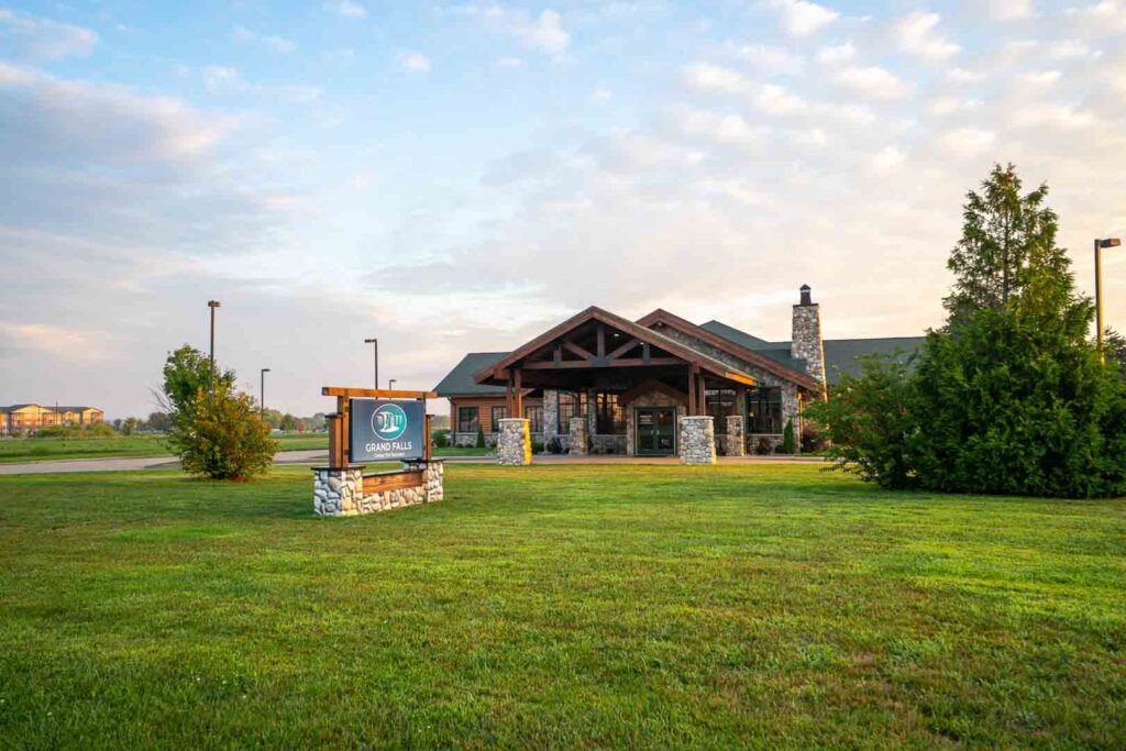 How Intensive Outpatient Treatment Keeps Clients Engaged While Rebuilding