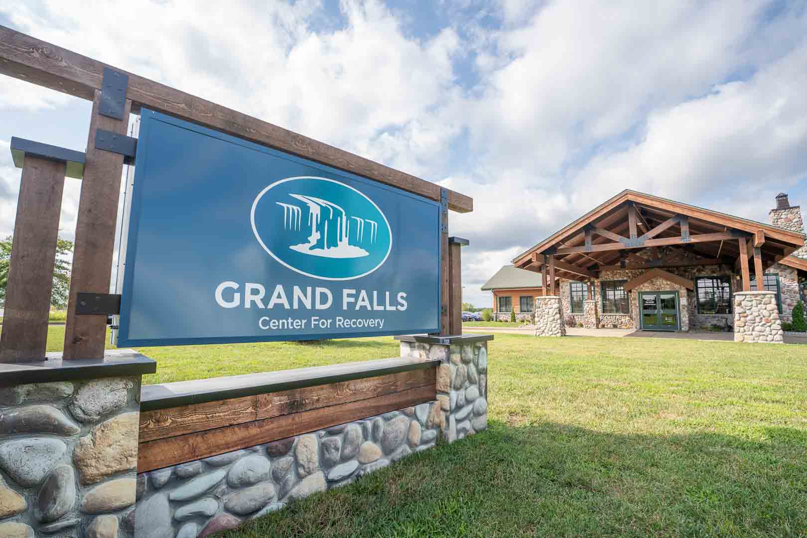 How to Evaluate a Drug Rehab Center Before Beginning Treatment